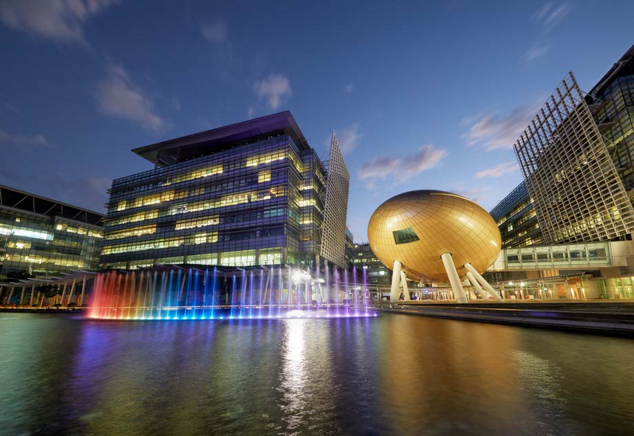 Central Lake-2-921x634