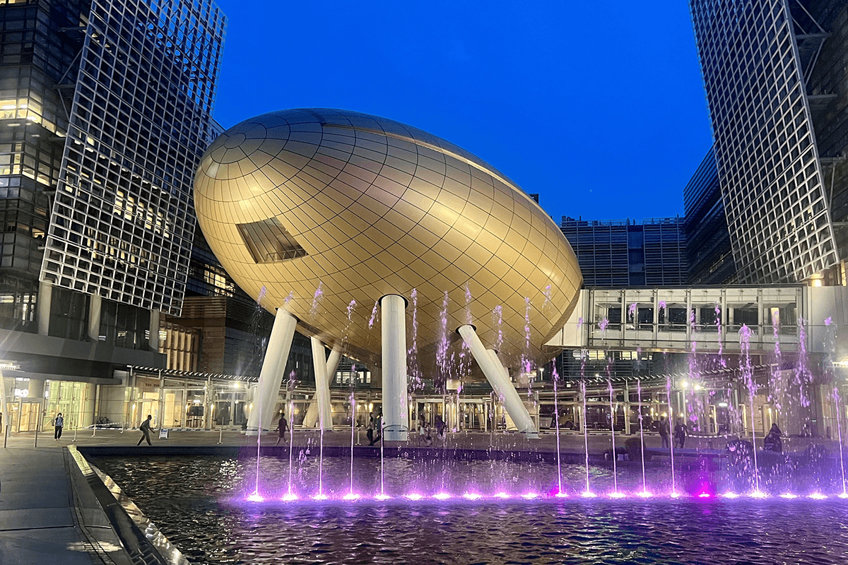 nightview - golden egg_mid-autumn