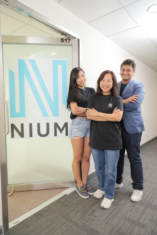 photo1FINTECH UNICORN NIUM JOINS HKSTPS FINTECH COMMUNITY TO ACCELERATE HONG KONGS BOOMING FINTECH E