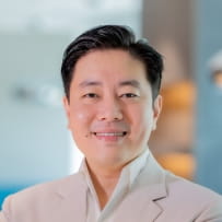 Mr Daniel Lo