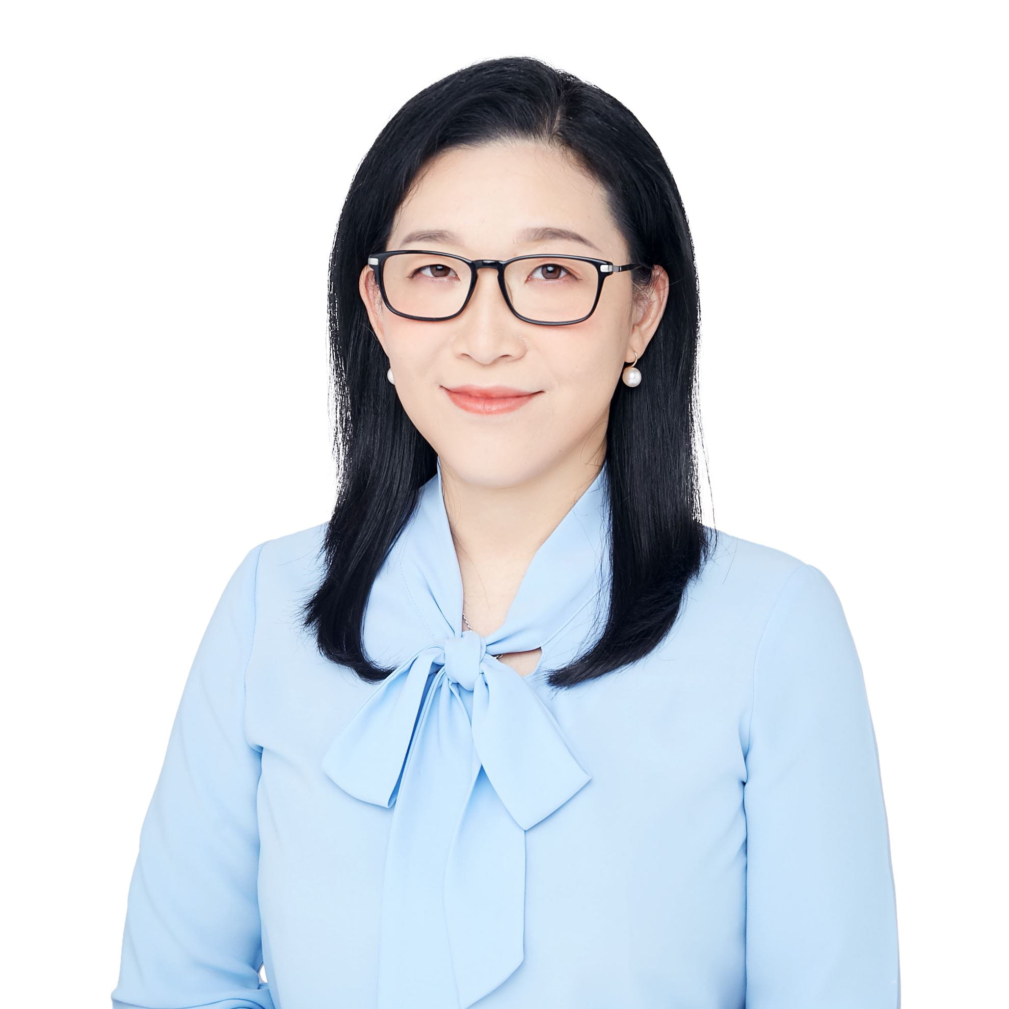Ms Julia Yuan