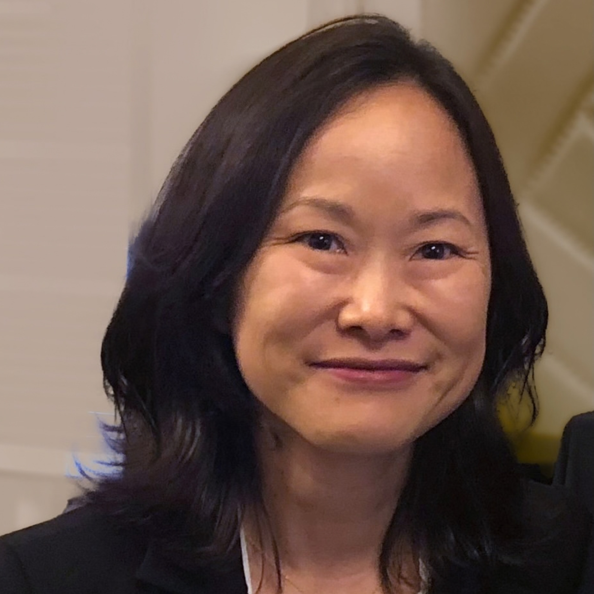 Ms Vanessa Huang