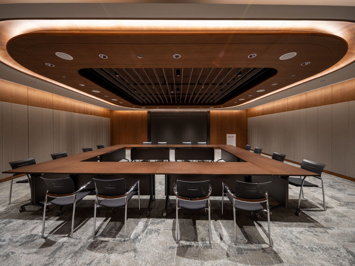 inno2-multi-function-room-1