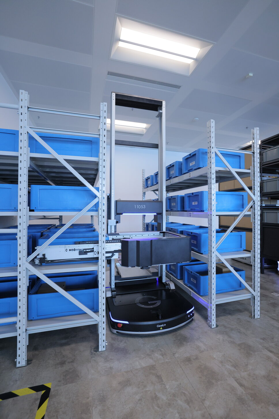 Photo 3 to 6: The global R&D centre at Hong Kong Science Park can be seen as the next step in enhancing Geek+’s R&D capabilities. The Centre will introduce a variety of smart automation solutions to bring about transformation for different industries.
