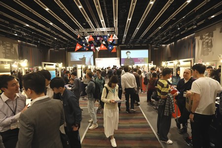 HKSTP hosts “MakeiTYourCareer@SciencePark 2018”, the largest innovation and technology themed Career Expo in town, at Hong Kong Science Park, attracting enthusiastic participation by employers and job seekers.