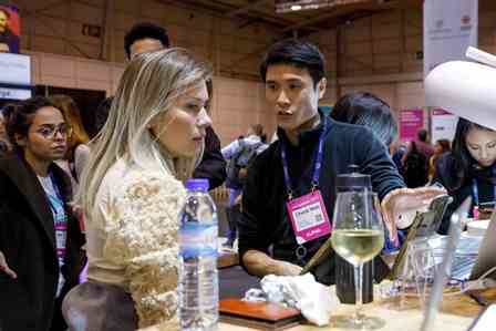 A delegation of 10 incubatees led by Hong Kong Science and Technology Parks Corporation showcased their innovation to a plethora of investors, media and potential clients at the Web Summit 2019.
