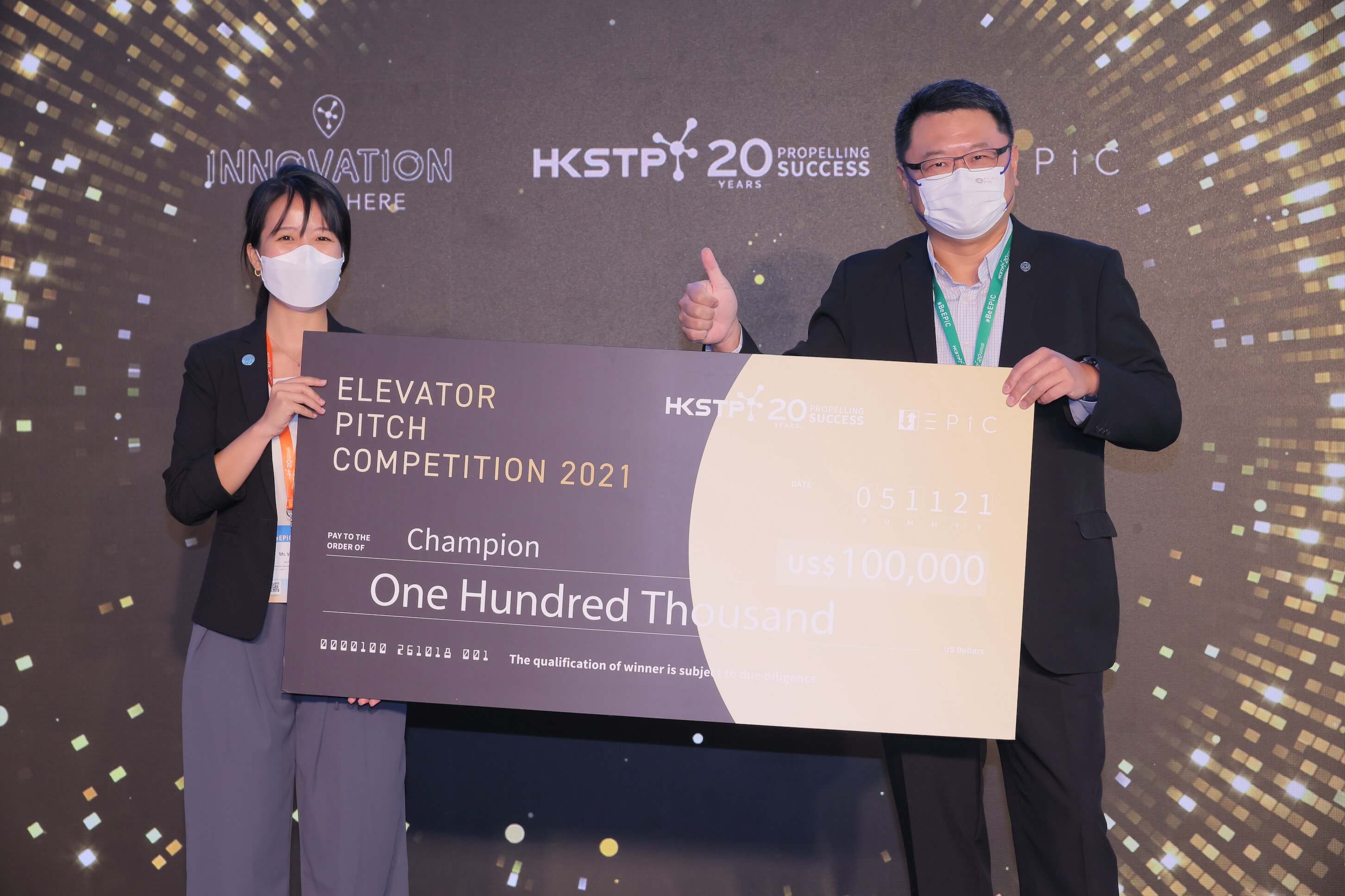 Photo 3: HKSTP incubatee archiREEF beat other finalists to be crowned champion, winner of Green Tech & Construction Tech Category, as well as “My Favourite Pitcher” award, taking away a cash prize of over US$100,000.