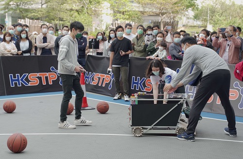 Photo 3: This basketball competition provided a platform for the students to unleash their science and engineering potential, while also connecting with leaders from HKSTP’s world-class I&T ecosystem.