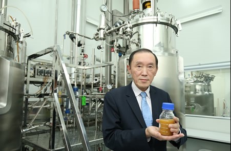 GeneHarbor has been a Hong Kong Science and Technology Parks Corporation (HKSTP) partner company since 2007, Prof. Jun Wang, founder and CEO of the company showcased their second enzymatic production laboratory and the equipment in the Science Park.