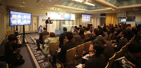 The two sessions hosted by HKSTP were well-received, with over 350 delegates coming from Japan and various countries all around the world.