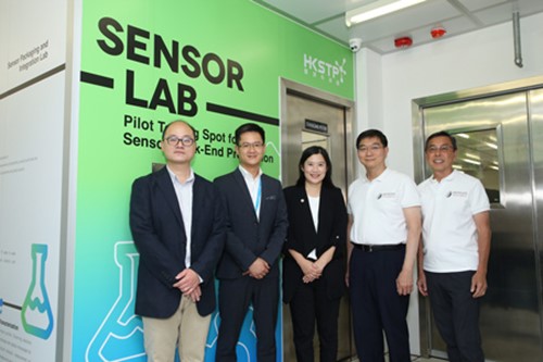 Dr. Carmen Fung (middle), Senior Manager, Electronics Cluster, Hong Kong Science and Technology Parks Corporation pictured with representatives of Sensor Lab partner companies. The guests included Mr. Hasan Gadjali (2nd from right) and Mr. Hock Leow (1st from right), Co-Founders of Meridian Innovation Limited, Mr. Kenny Chan (2nd from left), Director of Emerging Sensing and Display System, Hong Kong Applied Science and Technology Research Institute, and Dr. Ka Wai Wong (1st from left), VP (Research & Development) of Genvida (HK) Company Limited.