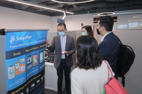 28 start-ups and fintech companies from Hong Kong and overseas were shortlisted and demonstrated their API innovations for retail and commercial banking at the API EcoBooster Demo Day.