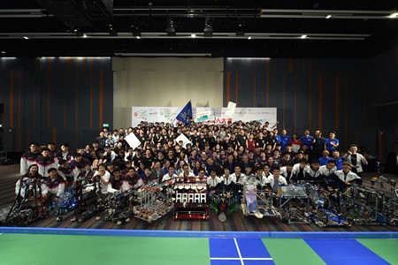 Participants in the Robocon 2018 Hong Kong Contest celebrated their achievements together.