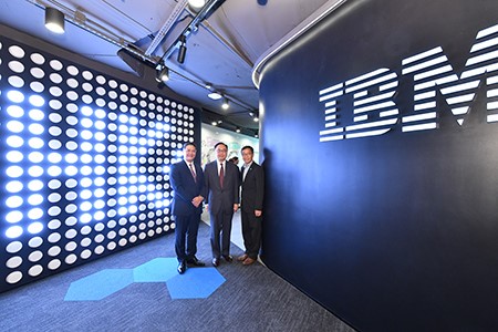 (L to R) Francis Ngai, General Manager, IBM China/Hong Kong Limited; Nicholas W. Yang, GBS, JP, Secretary for Innovation and Technology of the HKSAR; and Albert Wong, CEO, Hong Kong Science and Technology Parks Corporation officiate the opening ceremony of the IBM Innovation Center at Hong Kong Science Park.