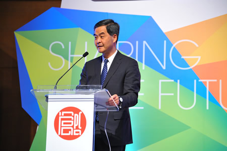 At the opening ceremony of the APAC Innovation Summit, HKSAR Chief Executive Mr CY Leung said the city can be a ‘super-connector’ hub for technology and innovation in the Asia Pacific region. He believed innovation will become central to Hong Kong's economy in the future because of its ability to create new growth and high-yield jobs.