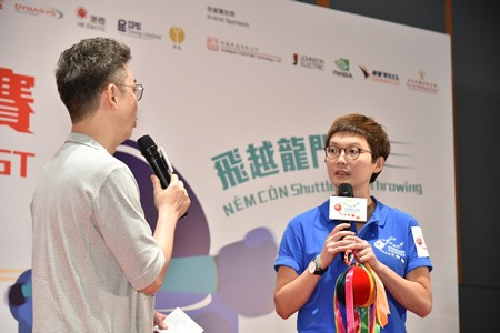 Dr. Crystal Fok, Chairperson, Robocon 2018 Hong Kong Contest Organising Committee; Associate Director, MPE Cluster & Robotics Platform, HKSTP shared on stage the theme of this year’s contest – “Shuttlecock Throwing”.