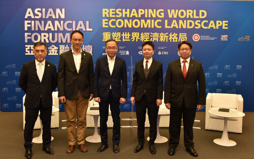 Eugene Hsia (2nd from left), Chief Corporate Development Officer, HKSTP, and Peter Mok (1st from left), Head of Strategic Partnership, HKSTP, shared their insights on innovation in corporate environments with industry partners for the Banking, Financial Services & Insurance Accelerator 2021 at Asian Financial Forum 2021. Attending corporate representatives include (from left):   Daniel Chan, Head of Business Banking, Commercial Banking, Hong Kong, HSBC (3rd from left) Gilbert Lee, Head of Strategy & Planning and Chief of Staff to Chief Executive, Hang Seng Bank Limited (4th from left) Trevor Cheung, Managing Director, Head of Digital & Innovation of Hong Kong and GBA, Institutional Banking Group, DBS Bank (Hong Kong) Limited (5th from left)