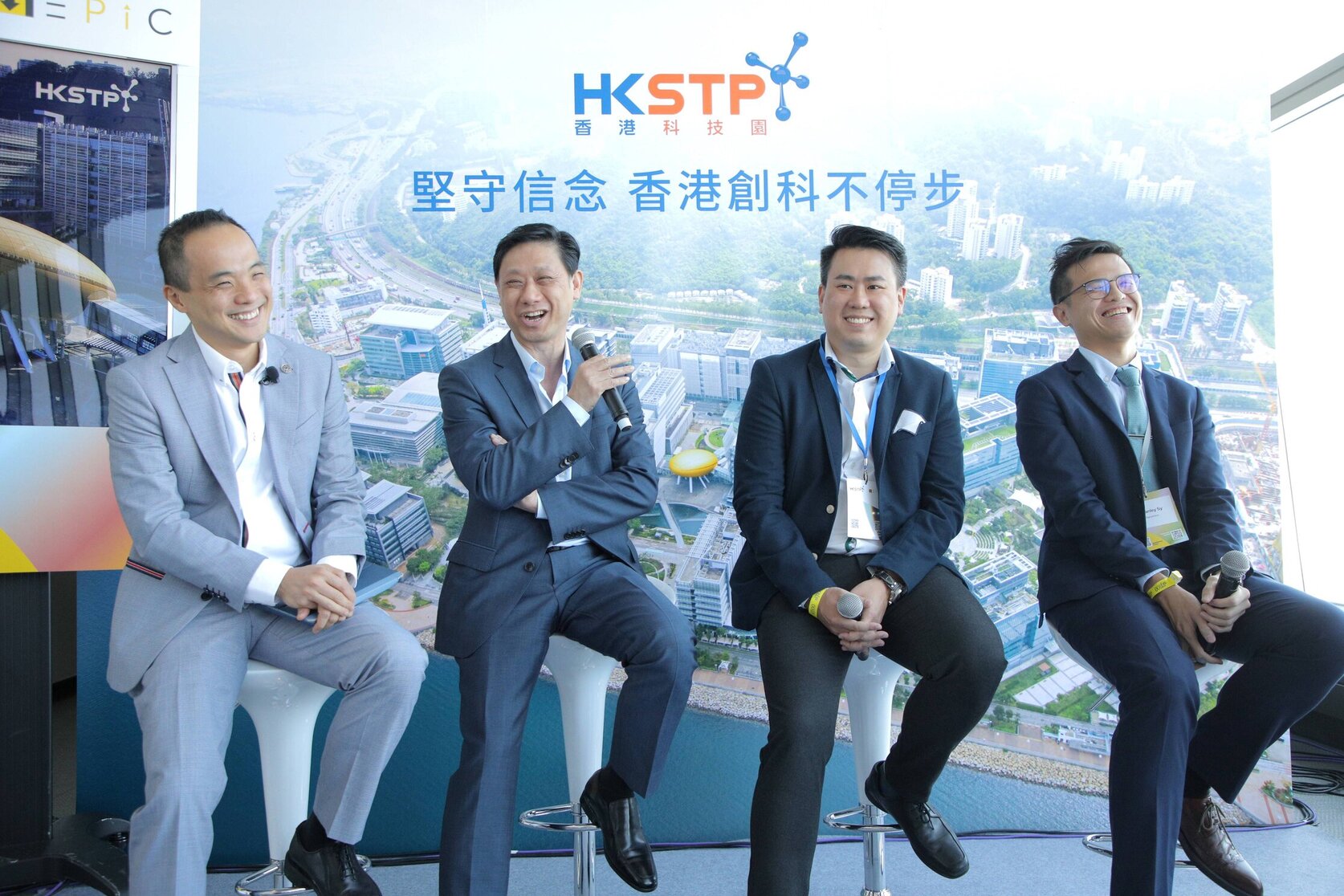 (From left) George Tee, CTO of HKSTP had a sharing session with representatives of ELITE partners including Victor Chan, CFO of ACT Genomics, Dr. Albert Lam, Chief Scientist and CTO of Fano Labs and Stanley Sy, CEO of Sanomics on the advantages of setting up Hong Kong-based R&D operations in Science Park.