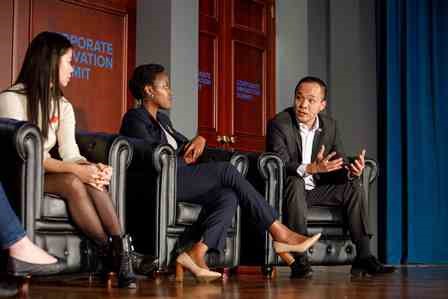 George Tee, Chief Technology Officer of Hong Kong Science and Technology Parks Corporation (1st from right), shared his insights and views on accelerating market growth through the development of a vibrant I&T ecosystem in a panel discussion at the Web Summit 2019.